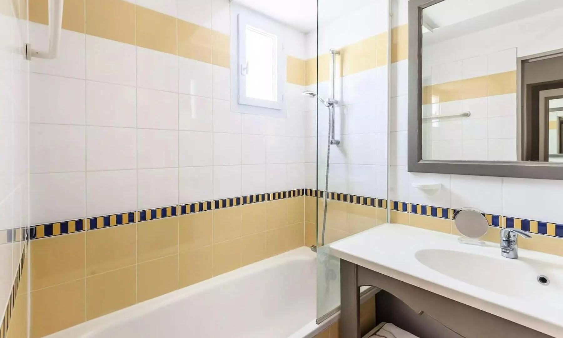 Apartment Residence Hotel Du Golf De Pont Royal - Maeva Home - Appartement 2 Pieces 4 Personnes Climatise - Selection Mae-2504 Mallemort