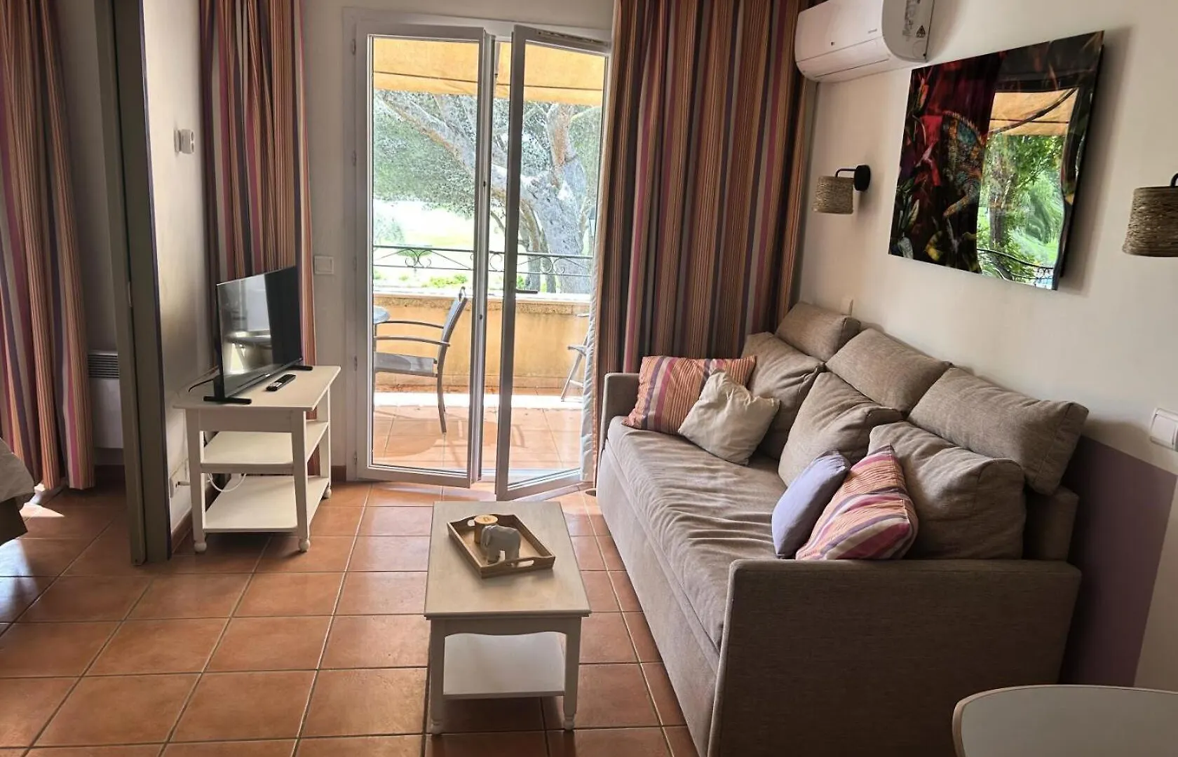 Residence Hotel Du Golf De Pont Royal - Maeva Home - Appartement 2 Pieces 4 Personnes Climatise - Selection Mae-2504 contacts
